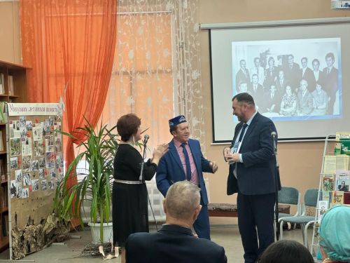 В Лениногорске прошло торжество в связи с 90-летием со дня рождения писателя Замита Рахимова