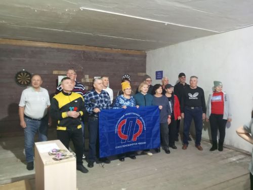 В Лениногорске впервые состоялся турнир по дартсу среди старшего поколения «Третий возраст»