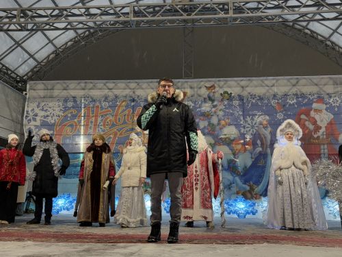 В Лениногорске на открытии главной ёлки вручили Благодарственные письма и наградили участников конкурса «Новогодние узоры»