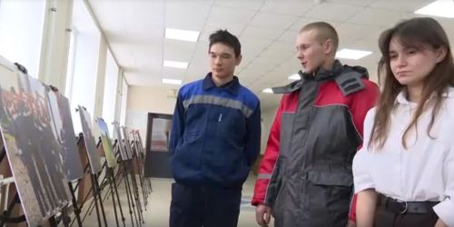 Студенты Лениногорска увидели фотовыставку о молодых и перспективных аграриях