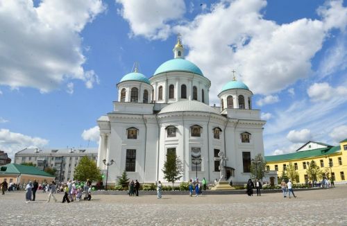 17 лет исполнилось сегодня Республиканскому фонду возрождения памятников истории и культуры «Возрождение»