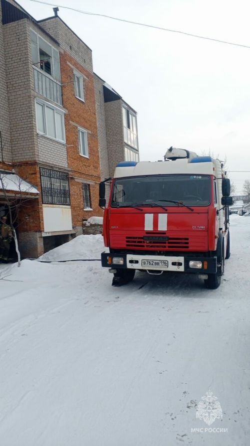 Трагедия в Бугульме: на пожаре в жилом доме погиб мужчина