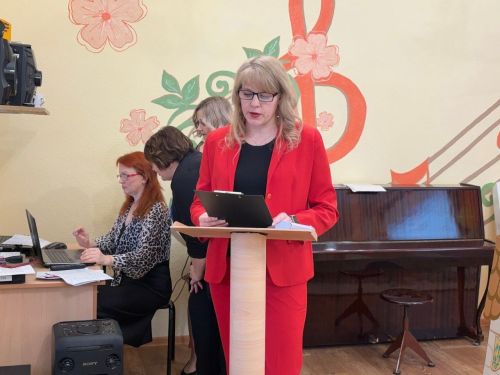 В одном из детских садов Лениногорска провели лекцию для детей по БДД