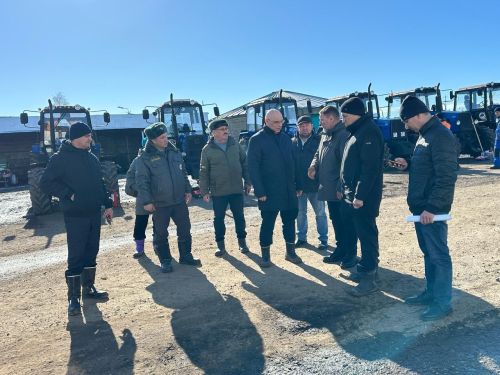 В Лениногорске проверили готовность техники к севу