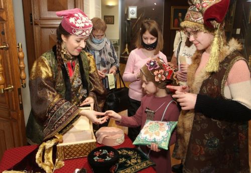 Национальный музей РТ подготовил программу к Международному женскому дню для жительниц Татарстана