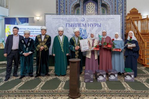 В Лениногорске 16 команд женщин-мусульманок со всего Татарстана участвовали в конкурсе на знание ислама