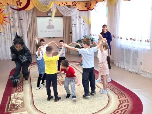 Дошкольники из Лениногорска совершили путешествие по сказакам Габдуллы Тукая