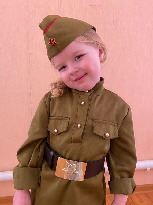 Волонтер из Лениногорска вместе со своими родственниками помогает фронту