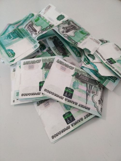 Жительница Лениногорска под угрозами отдала аферистам почти 2 миллиона рублей