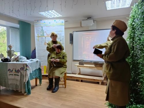 В центре социального обслуживания Лениногорска поставили спектакль «А зори здесь тихие»