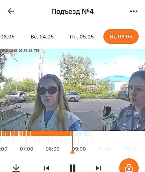 В Лениногорске на видеокамеру домофона попали мошенницы, которые представлялись судебными приставами