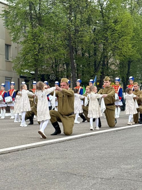 Министр цифрового развития Айрат Хайруллин поздравил жителей Лениногорска в Днём Победы