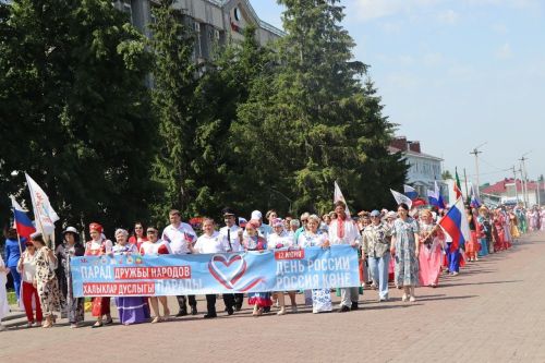 Парады дружбы народов прошли по всему Татарстану