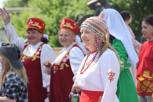 Парады дружбы народов прошли по всему Татарстану