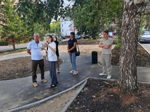В Лениногорске качество благоустройства дворов оценили казанские эксперты