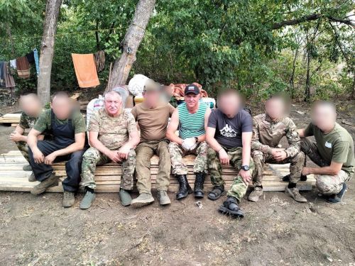 Сопровождавшая гуманитарный груз на СВО делегация вернулась домой