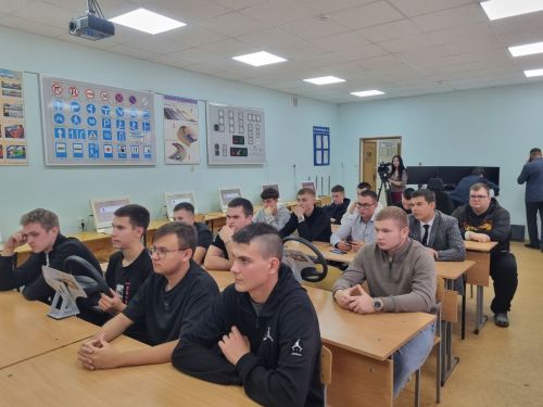В Лениногорске состоялся конкурс среди студентов автомобилистов «АВТОСЕССИЯ −2025»