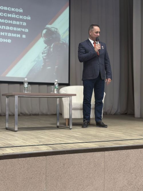 В Лениногорск с визитом приехал космонавт Антон Шкаплеров