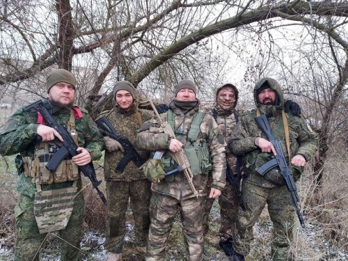 Бойцы разведывательно-штурмовой бригады «ДОН» поздравили лениногорцев с Новым годом