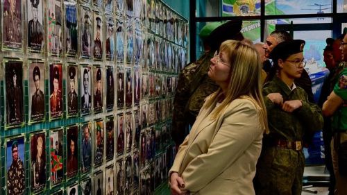 В Молодёжном центре «Высота» открылся мобильный музей «На защите границ»