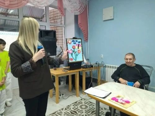В Лениногорском доме-интернате для постояльцев провели концерт