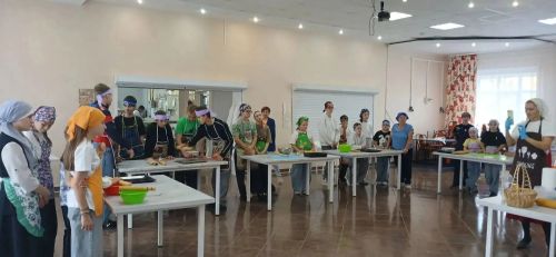 Сестры милосердия Лениногорска провели для детей из детского дома мастер-класс по выпечке