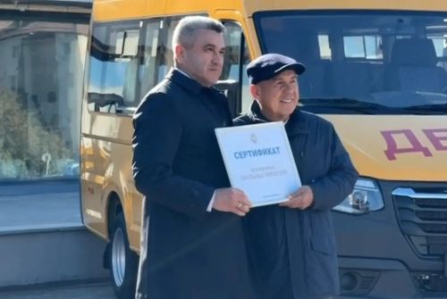 Школьный автопарк Лениногорска пополнился новым автомобилем