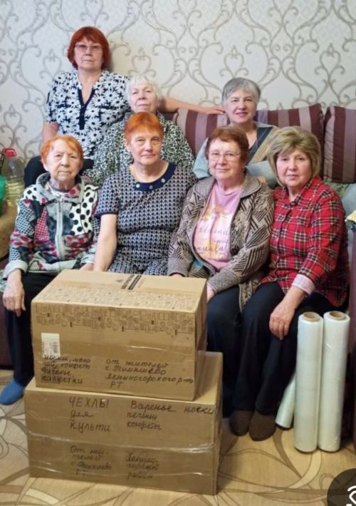 Волонтеры группы «Сети для фронта. Тимяшево» отправили на передовую большую посылку