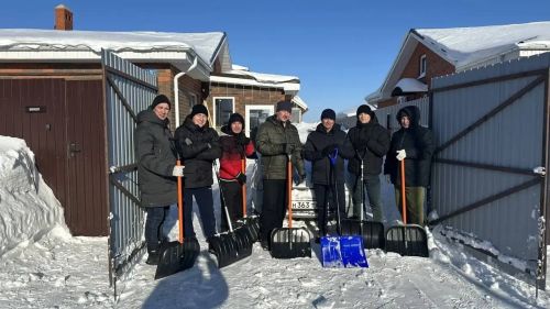 Жители республики активно помогают в расчистке городов и районов Татарстана после снежной бури