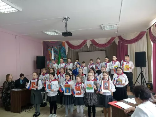 В Лениногорске фестиваль «Дружба всех народов России» собрал более 200 ветеранов-педагогов