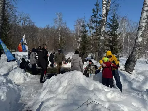 Лениногорские беркутовцы встретили весну необычными соревнованиями