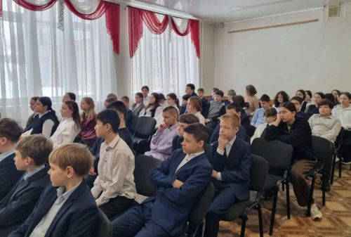 В школе № 10 Лениногорска прошла профилактическая беседа по ПДД