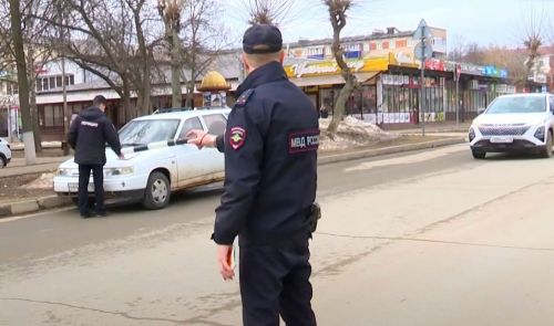В дни весенних каникул госавтоинспекторы Лениногорска провели акцию «Ребенок – главный пассажир!»