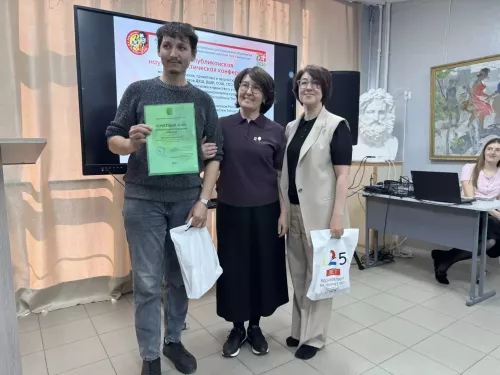 На конференции в Лениногорске учителя художественного направления поделились идеями патриотической работы