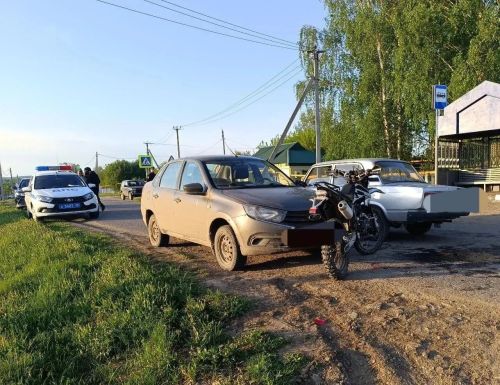 В Лениногорском районе молодой мотоциклист спровоцировал аварию