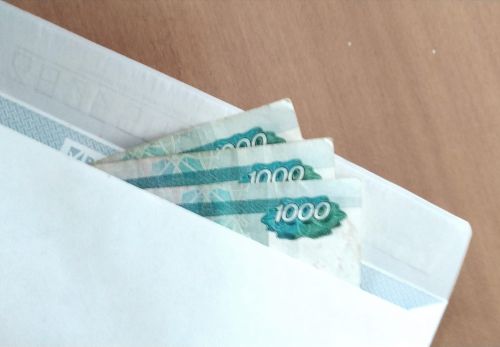 Председатель районной палаты земельных и имущественных отношений Заинска обвиняется в получении взяток