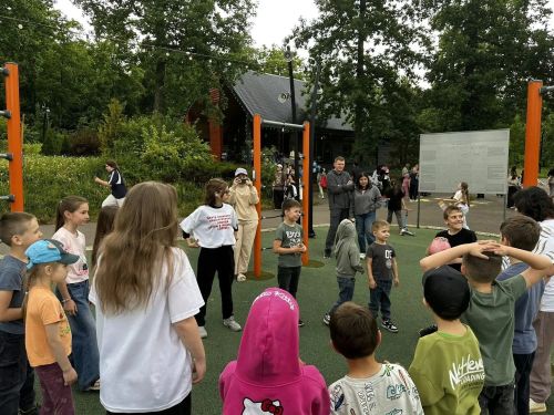 В Лениногорске прошло тренинговое занятие «Путешествие в страну детства»