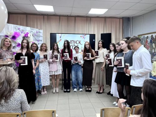 В Лениногорской художественной школе состоялся «Выпускной — 2026»