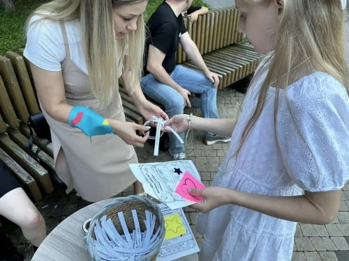 В Лениногорске провели интерактивную семейную игру «Семейный чемодан»