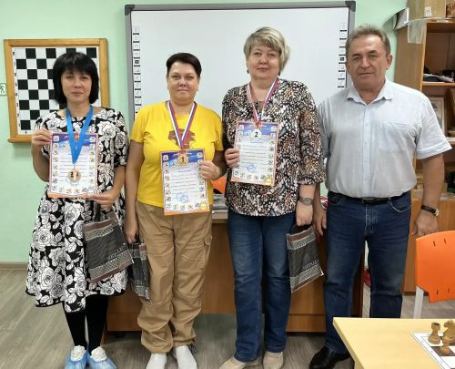В Лениногорске прошёл 22 традиционный турнир, посвящённый Международному дню шахмат
