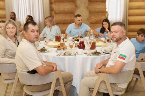 Семья из Лениногорска стала дипломантом республиканского фестиваля «Семья в НКО»