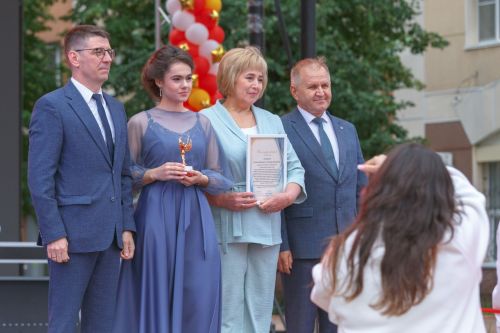 В Лениногорске заметно вырос средний балл ЕГЭ по физике и математике
