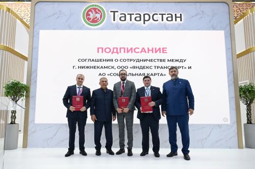 Рустам Минниханов провел ряд рабочих встреч на полях Международной промышленной выставки «Иннопром»