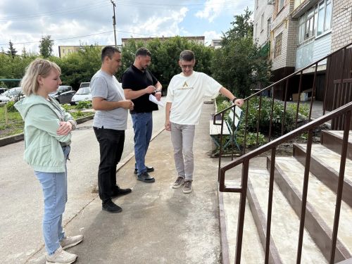 Глава Лениногорского района Марат Гирфанов проверил ход капитального ремонта в домах