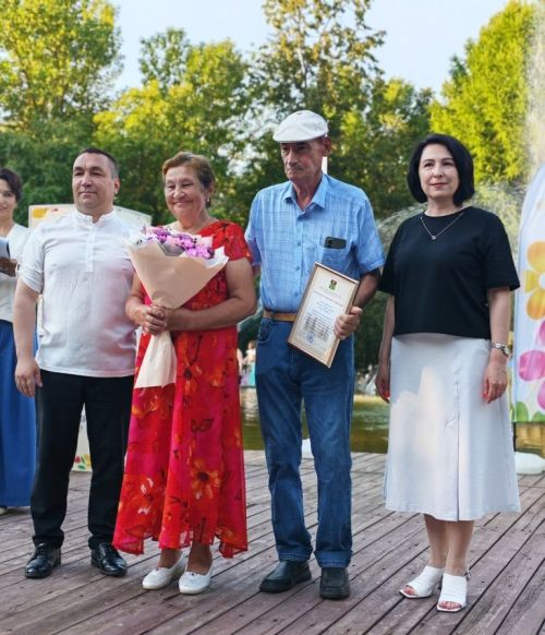 В Лениногорске семьи Золотухиных и Кульдюшевых награждены медалями «За любовь и верность»