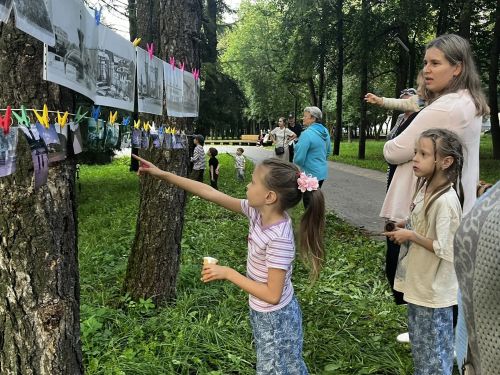 В Лениногорске уникальная ретровыставка редких фотографий города привлекла огромное внимание горожан