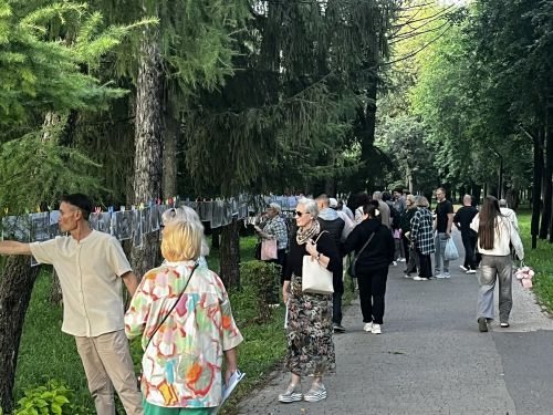 В Лениногорске уникальная ретровыставка редких фотографий города привлекла огромное внимание горожан