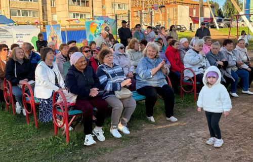 В Лениногорске прошёл очередной праздник в честь завершения ремонта двора