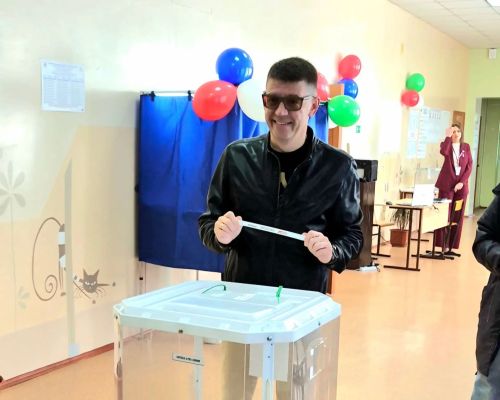 Одним из первых проголосовал глава Лениногорского района Марат Гирфанов