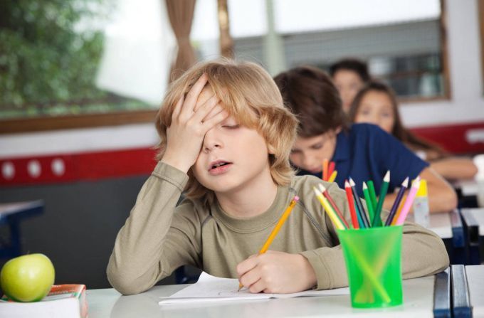 Какие симптомы хронической усталости у школьников?